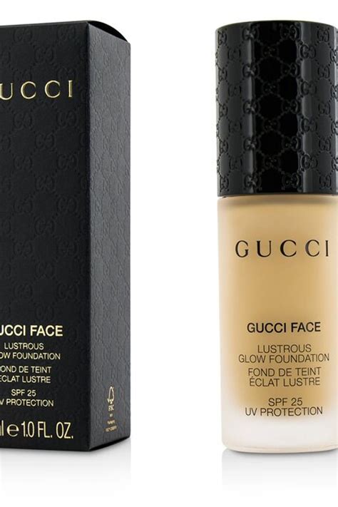 Gucci Lustrous Glow Foundation SPF 25 